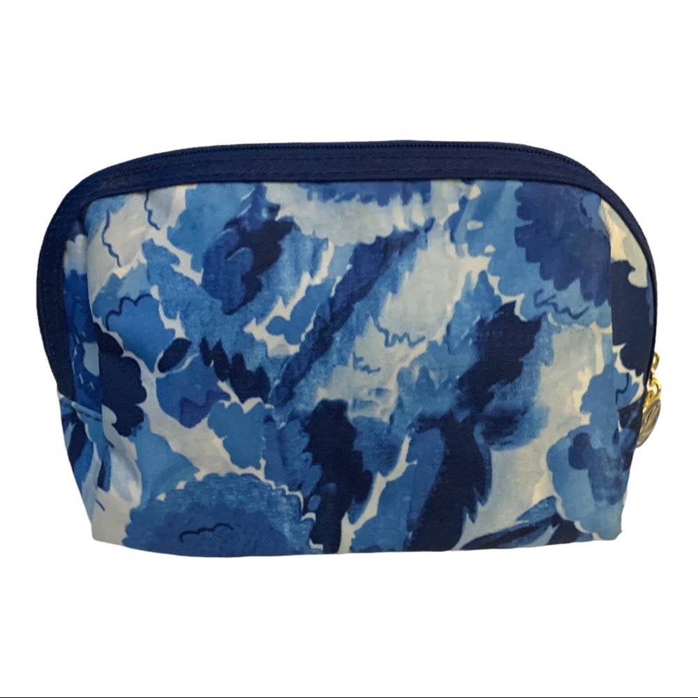 NWOT Estée Lauder Blue Watercolour Floral Wave Pattern Cosmetics Case Makeup Bag